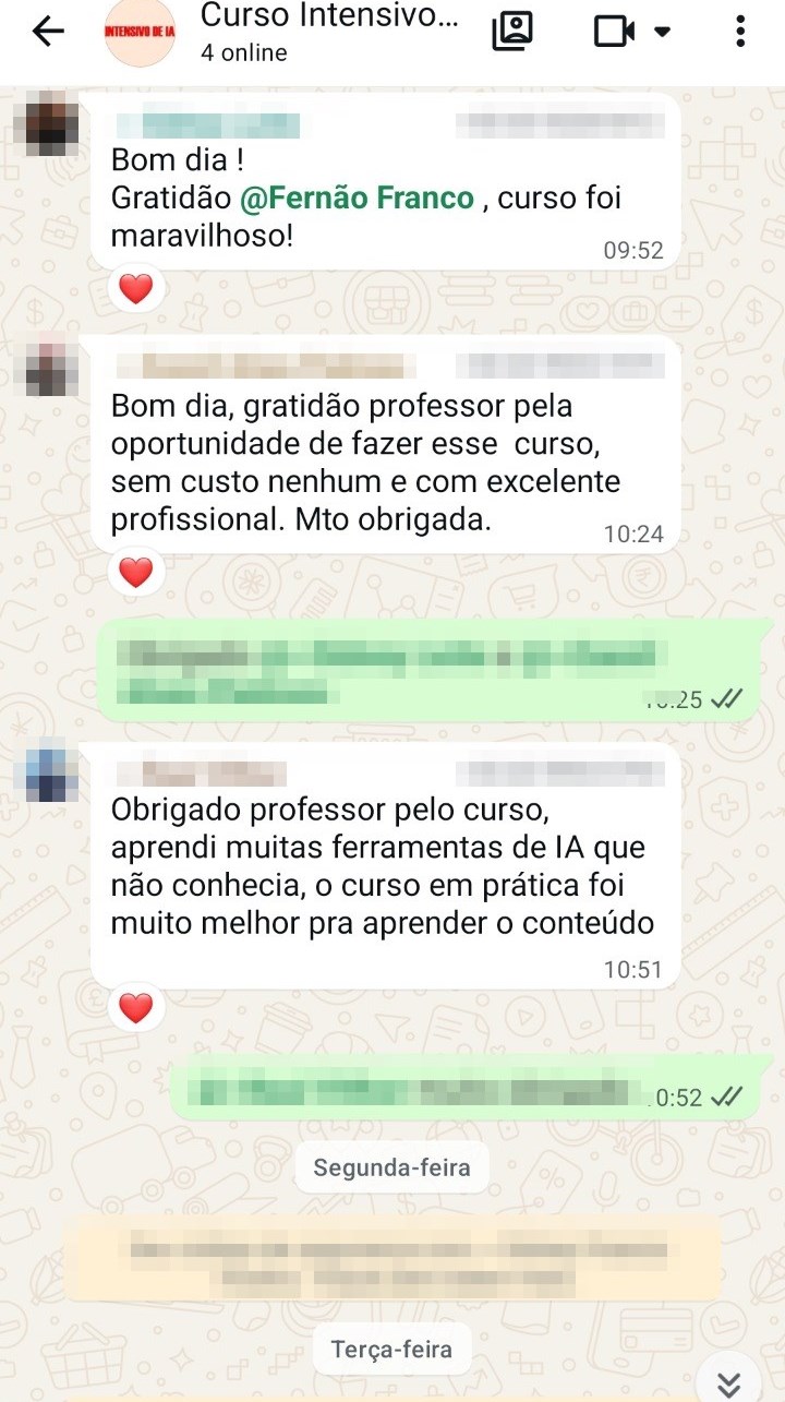 Print de WhatsApp: alunos elogiam o curso e as ferramentas de IA aprendidas na prática (dados pessoais ocultados)